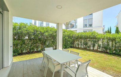 Resale - Apartment - Ground Floor Apartment - Estepona - New Golden Mile