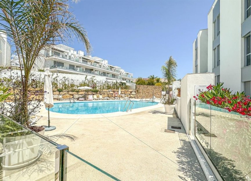 Resale - Apartment - Ground Floor Apartment - Estepona - New Golden Mile