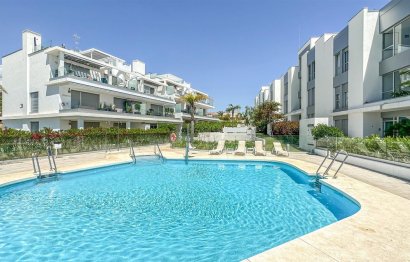 Resale - Apartment - Ground Floor Apartment - Estepona - New Golden Mile