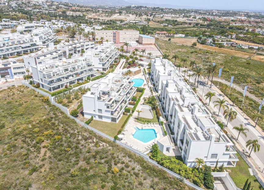 Resale - Apartment - Ground Floor Apartment - Estepona - New Golden Mile