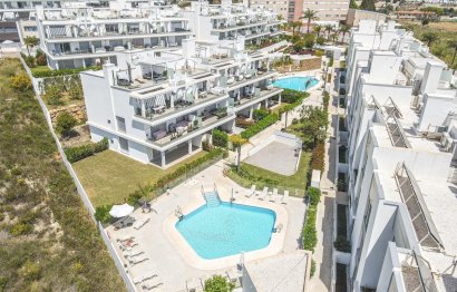 Resale - Apartment - Ground Floor Apartment - Estepona - New Golden Mile