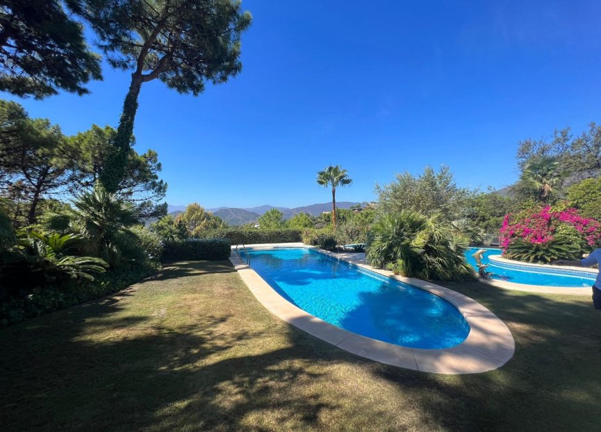 Resale - House - Detached Villa - Benahavís - La Zagaleta