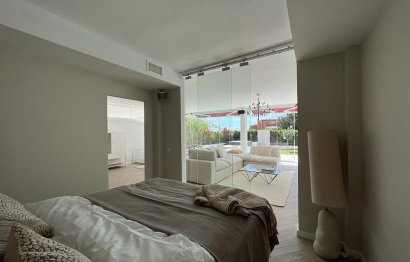 Resale - Apartment - Ground Floor Apartment - Marbella - Nueva Andalucia