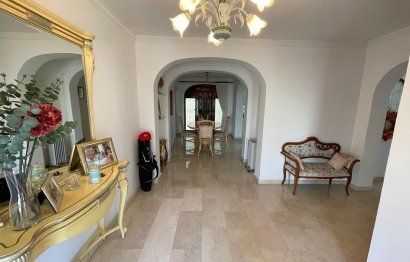 Resale - House - Detached Villa - Benalmádena