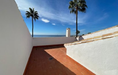 Resale - House - Detached Villa - Benalmádena