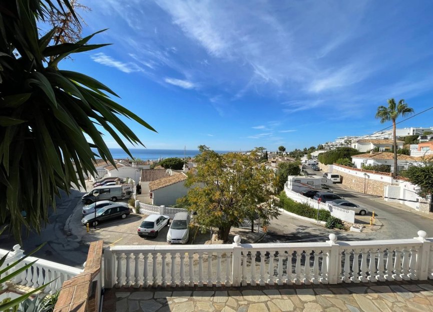 Resale - House - Detached Villa - Benalmádena