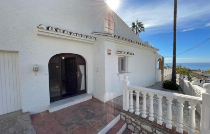 Resale - House - Detached Villa - Benalmádena