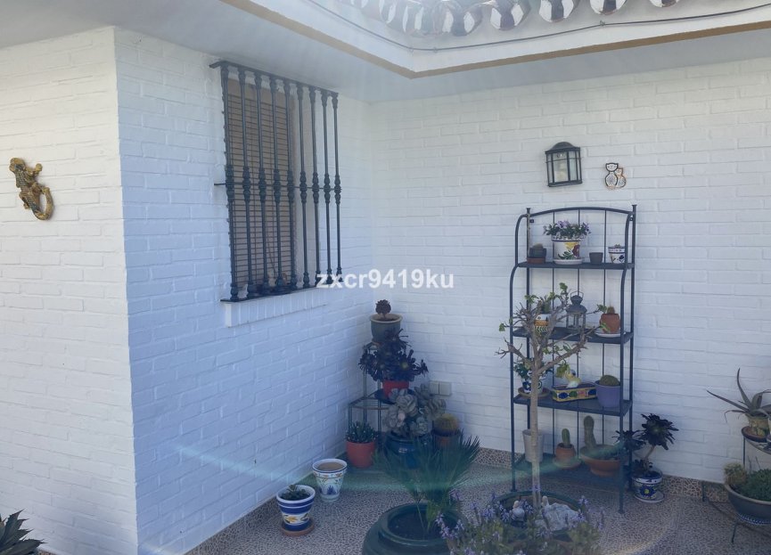 Resale - House - Detached Villa - Benalmádena - La Capellania