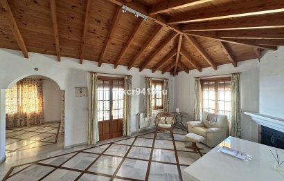 Resale - House - Detached Villa - Benalmádena - La Capellania