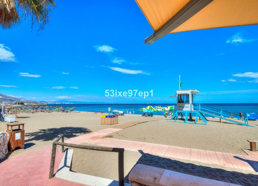 Resale - Apartment - Middle Floor Apartment - Fuengirola - Fuengirola Centro