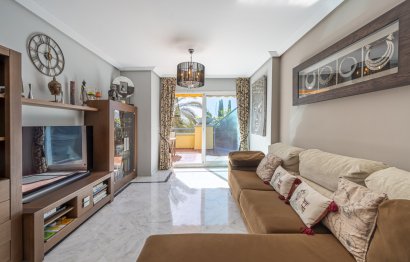 Resale - Apartment - Middle Floor Apartment - Marbella - Bahía de Marbella