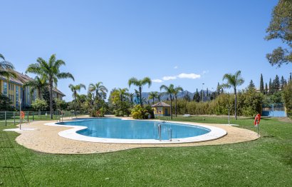 Resale - Apartment - Middle Floor Apartment - Marbella - Bahía de Marbella