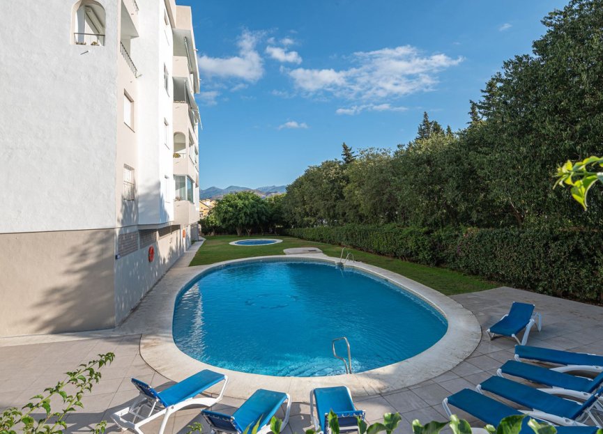 Resale - Apartment - Ground Floor Apartment - Marbella - Nueva Andalucia