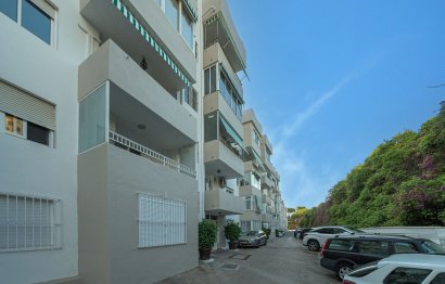 Resale - Apartment - Ground Floor Apartment - Marbella - Nueva Andalucia