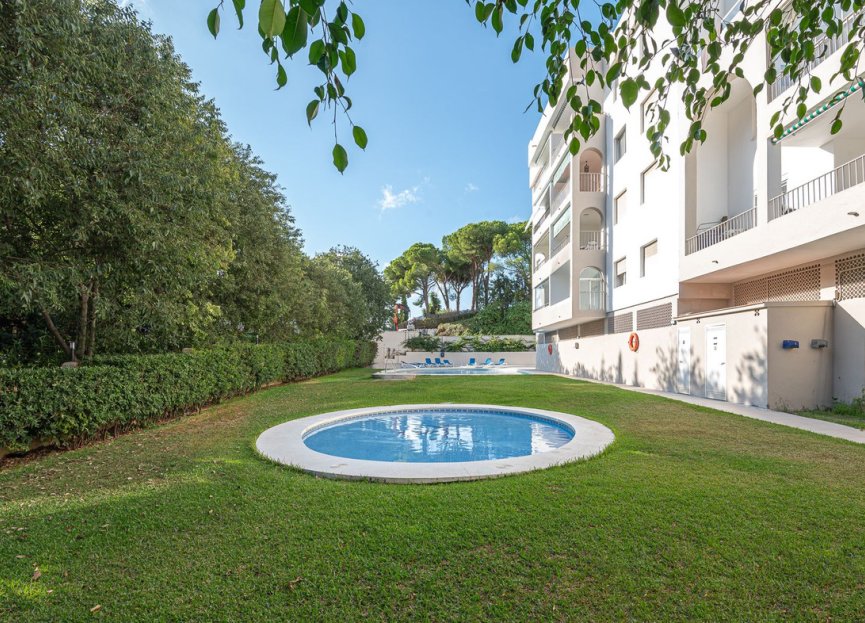 Resale - Apartment - Ground Floor Apartment - Marbella - Nueva Andalucia