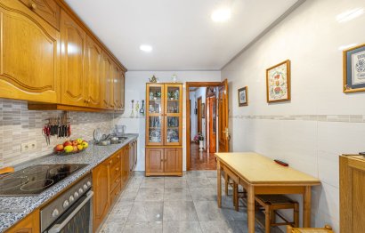 Resale - House - Townhouse - Marbella - Nueva Andalucia