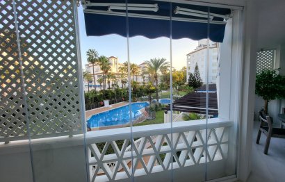 Resale - Apartment - Middle Floor Apartment - Marbella - Puerto Banús