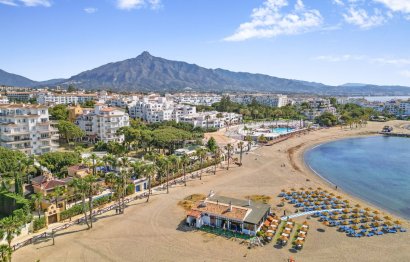 Resale - Apartment - Ground Floor Apartment - Marbella - Puerto Banús