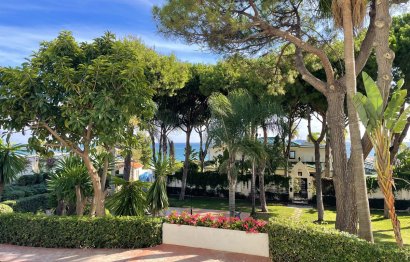 Resale - Apartment - Ground Floor Apartment - Marbella - Puerto Banús