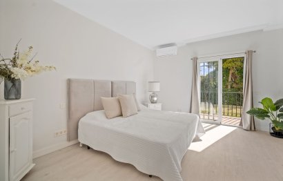 Resale - Apartment - Ground Floor Apartment - Marbella - Puerto Banús