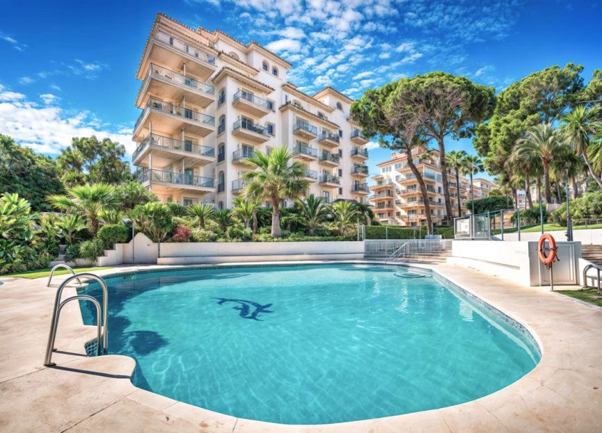 Resale - Apartment - Ground Floor Apartment - Marbella - Puerto Banús