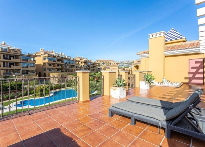 Resale - Apartment - Penthouse - Mijas - Calanova Golf