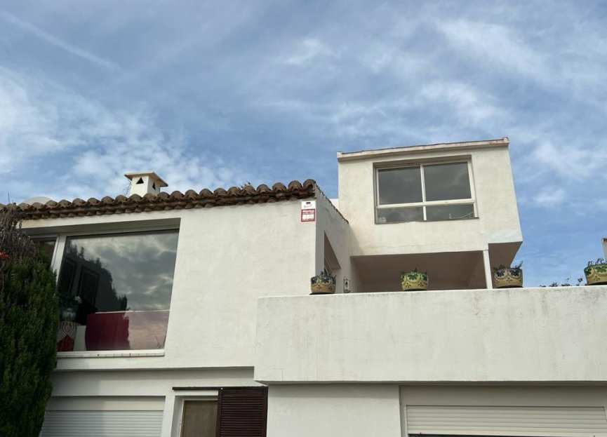 Resale - House - Detached Villa - Estepona - Estepona Centro