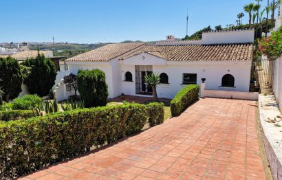 Resale - House - Detached Villa - Manilva - La Duquesa