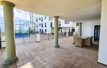 Resale - Apartment - Ground Floor Apartment - Manilva - La Duquesa