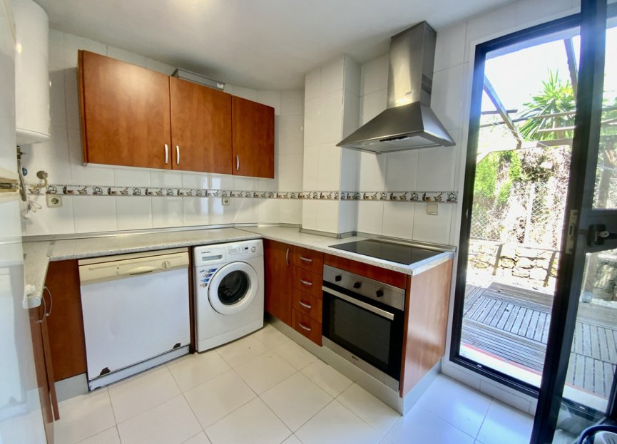 Resale - Apartment - Ground Floor Apartment - Estepona - Costalita