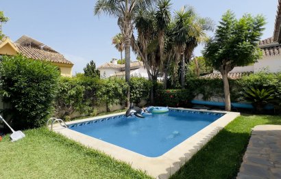 Resale - House - Detached Villa - Marbella - Nueva Andalucia