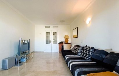 Resale - Apartment - Middle Floor Apartment - Marbella - Puerto Banús