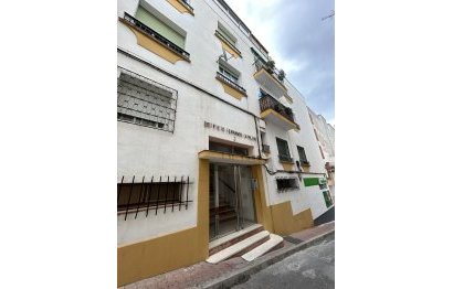 Resale - Apartment - Middle Floor Apartment - Marbella