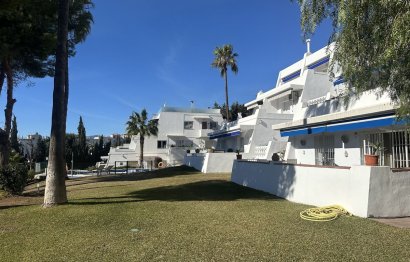 Resale - Apartment - Ground Floor Apartment - Marbella - Nueva Andalucia