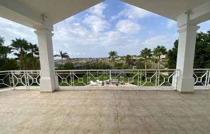 Resale - House - Detached Villa - Benahavís - La Quinta