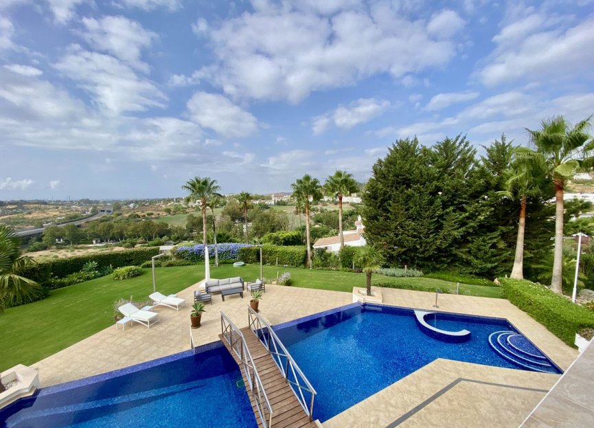 Resale - House - Detached Villa - Benahavís - La Quinta