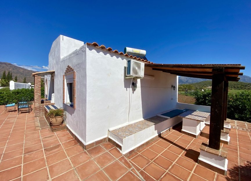 Resale - House - Detached Villa - Mijas