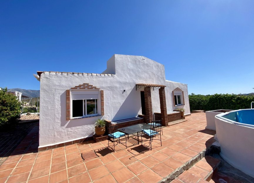 Resale - House - Detached Villa - Mijas