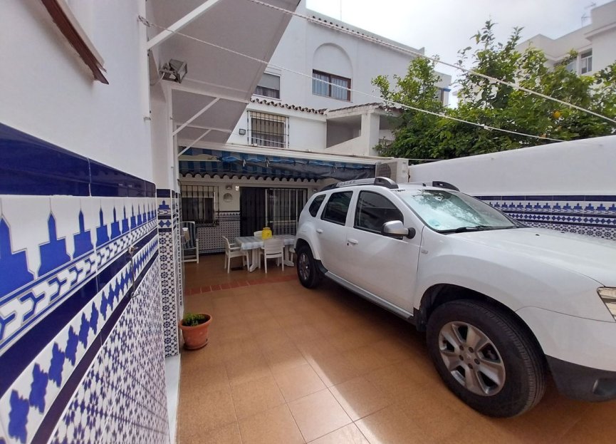 Resale - House - Townhouse - Estepona - Estepona Centro