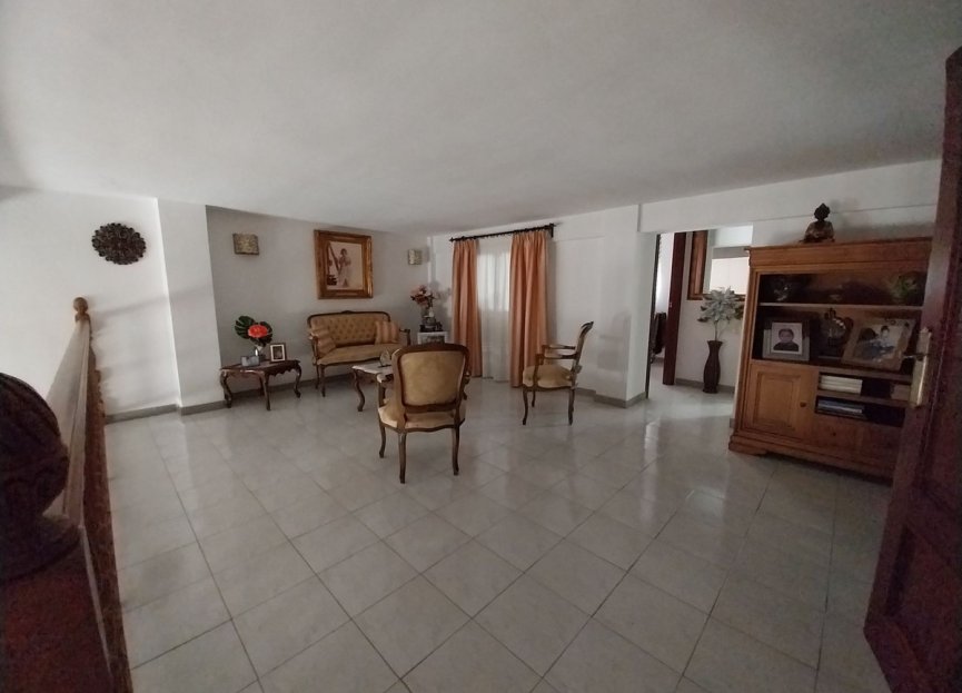 Resale - House - Townhouse - Estepona - Estepona Centro