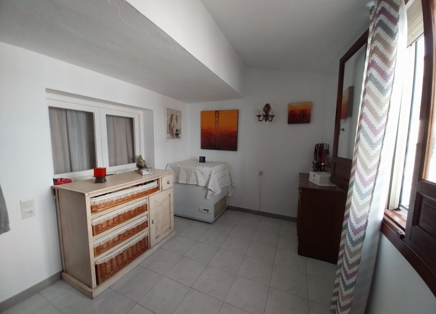 Resale - House - Townhouse - Estepona - Estepona Centro