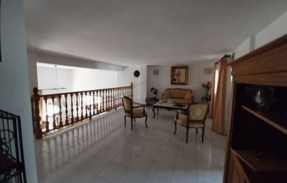 Resale - House - Townhouse - Estepona - Estepona Centro