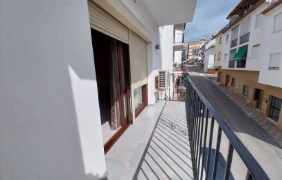 Resale - House - Townhouse - Estepona - Estepona Centro