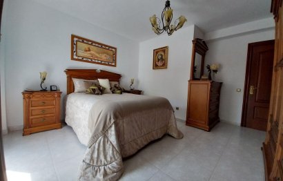 Resale - House - Townhouse - Estepona - Estepona Centro