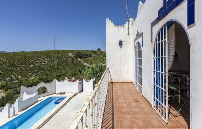 Resale - House - Finca - Cortijo - Casares