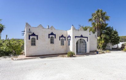 Resale - House - Finca - Cortijo - Casares