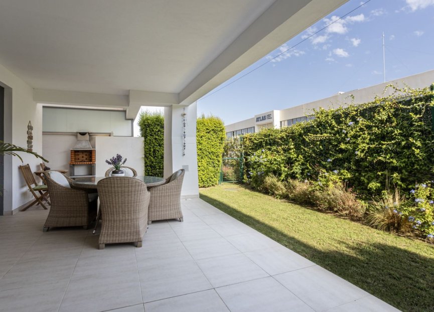 Resale - Apartment - Ground Floor Apartment - Estepona - Selwo