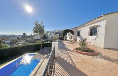 Resale - House - Detached Villa - Benalmádena - Benalmadena Centro