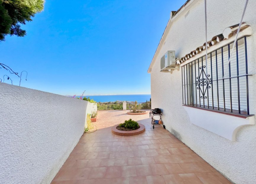 Resale - House - Detached Villa - Benalmádena - Benalmadena Centro