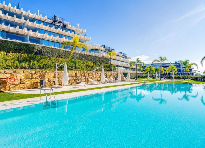 Resale - Apartment - Penthouse - Estepona - Estepona Centro